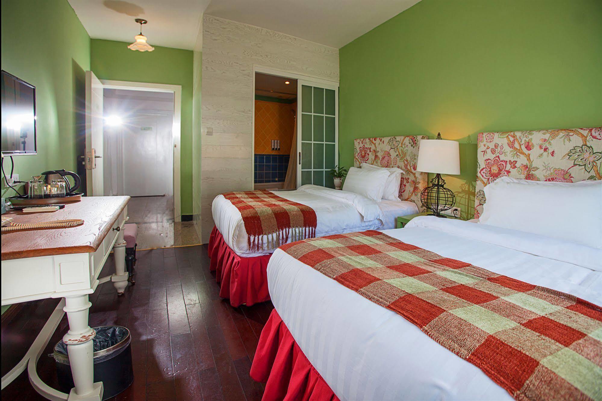 Michael'S Inn & Suites Guilin Extérieur photo